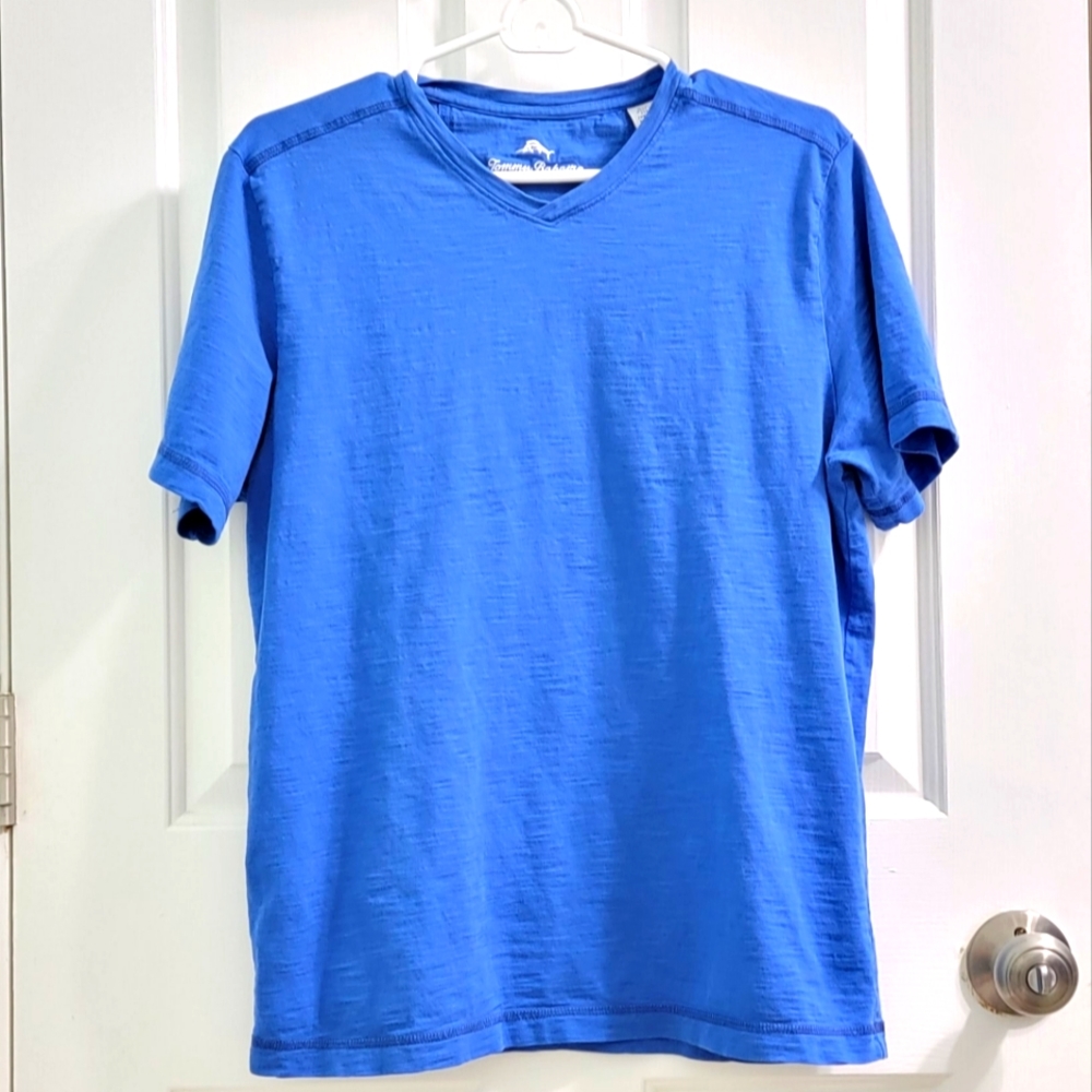 EUC Tommy Bahama V-neck Tee Shirt